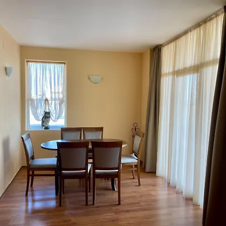 Semiramida Garden Sluneční pobřeží